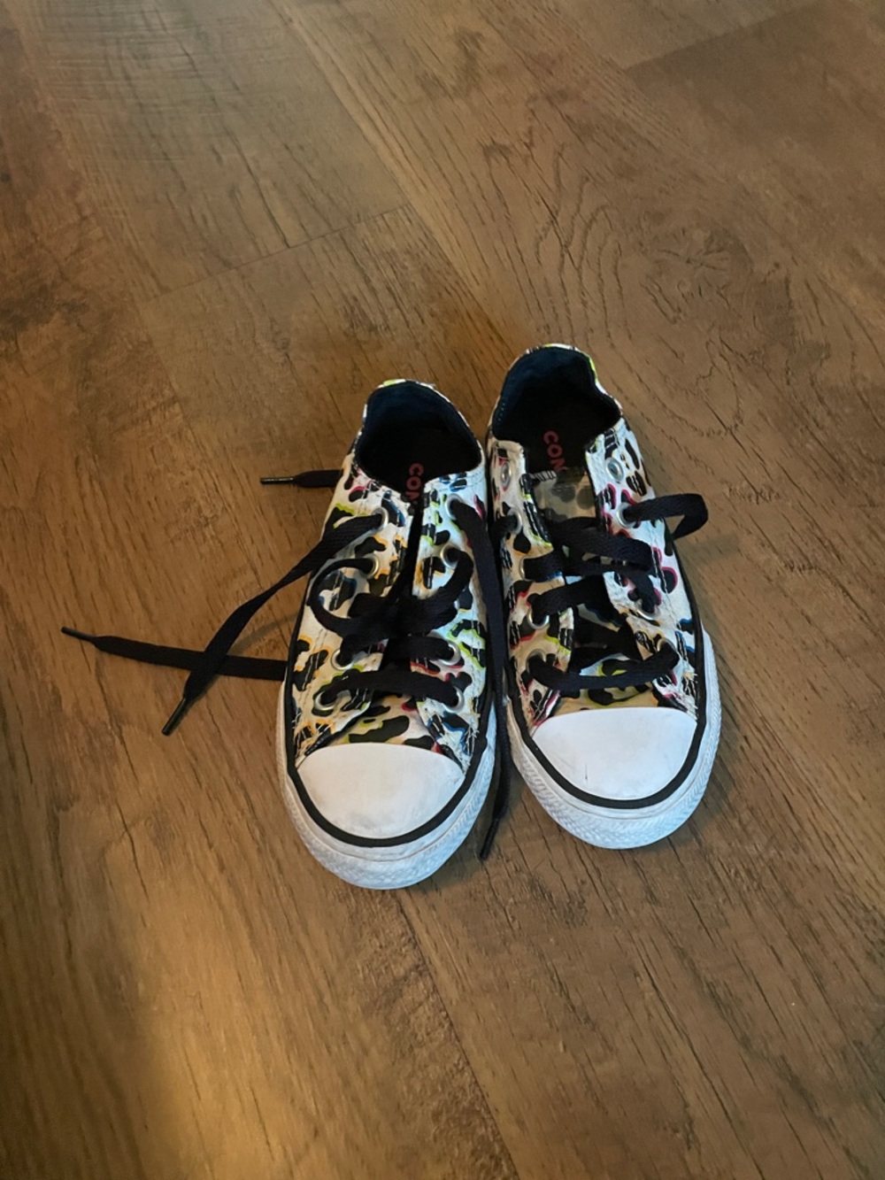 Kids Leopard-Print Low-Top Sneakers in White and Multicolor